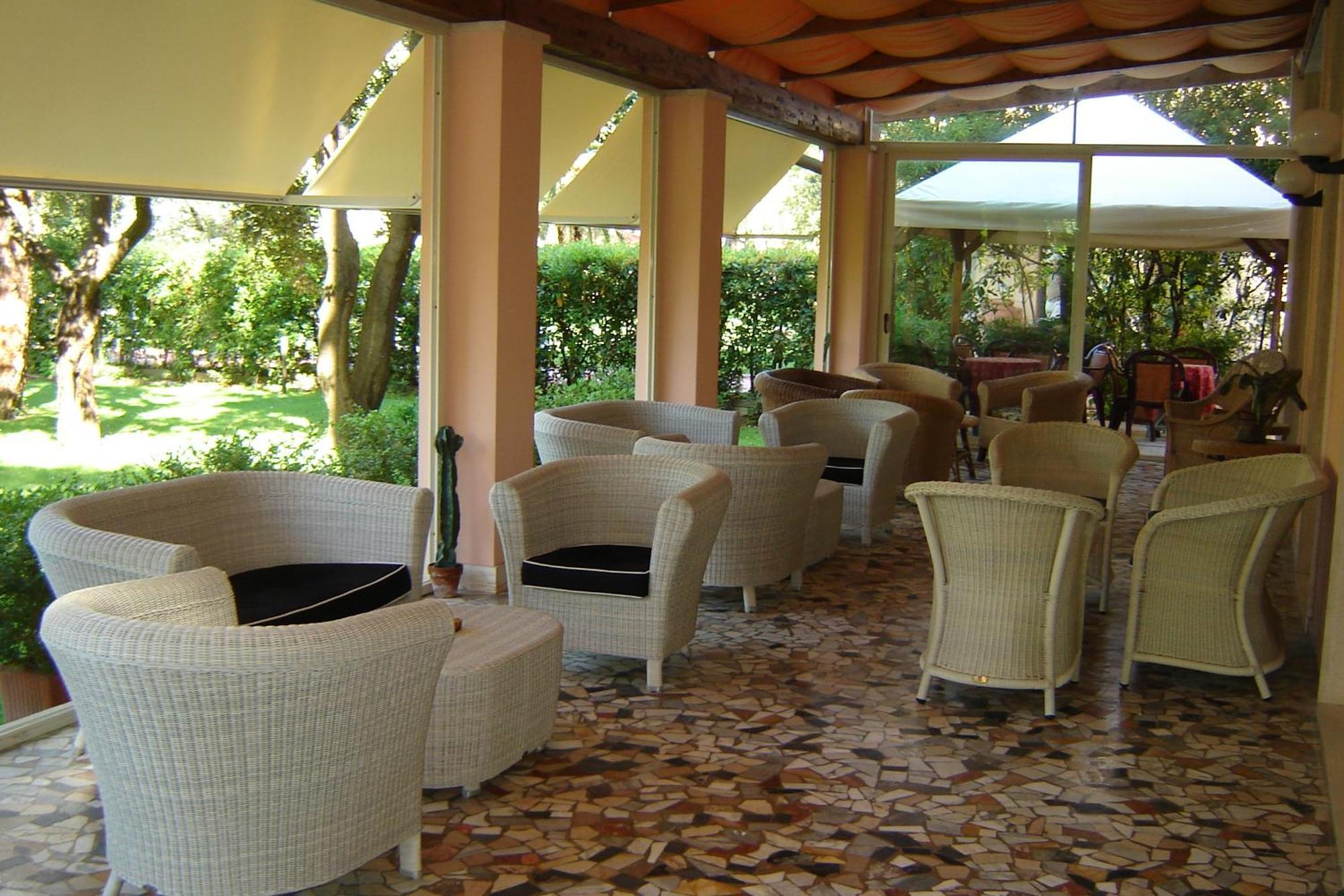 Hotel Mediterraneo Marina di Pietrasanta Exterior photo
